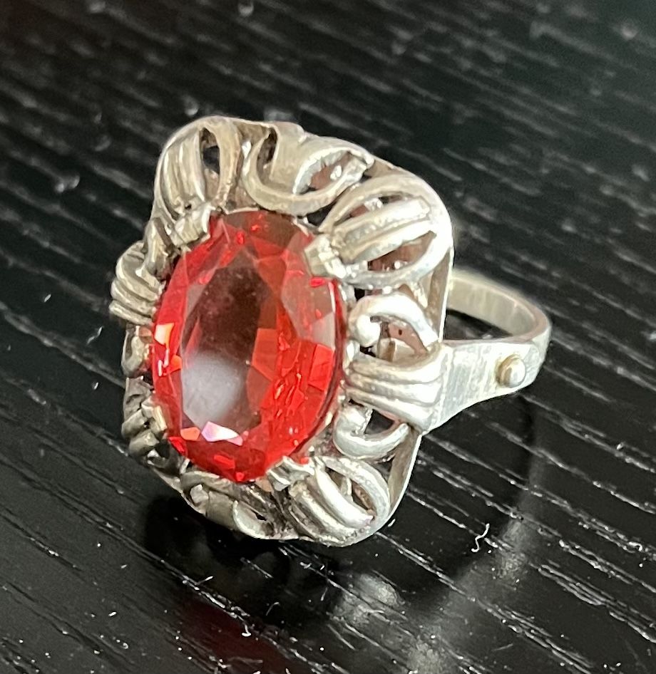 Anelli: Antiker Silber Ring mit rotem Stein / Art Deco? / 835 Silber – Usato da Biel/Bienne venduto da LadyDita 1