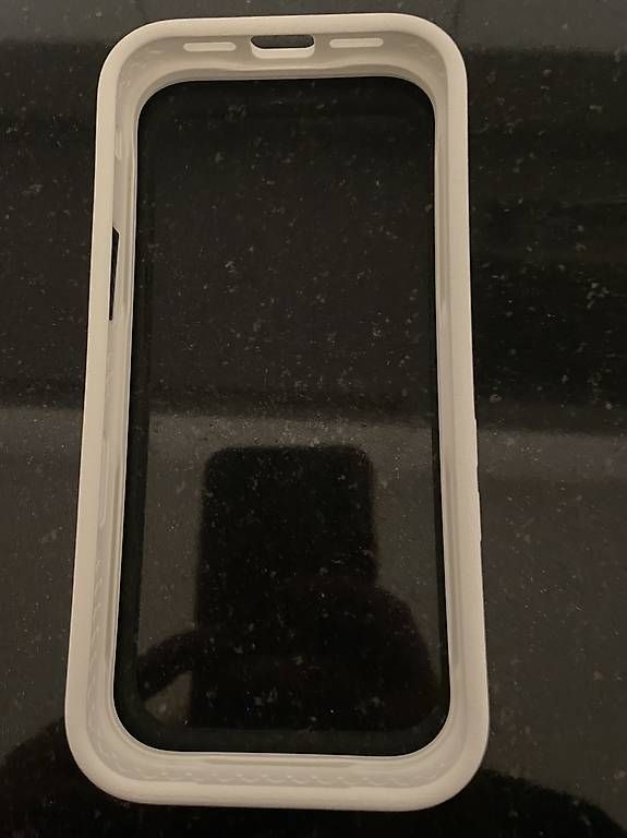 Cover & Protezioni schermo: Hülle iPhone 17 Pro – Usato da Lengnau AG venduto da carmenyta73
