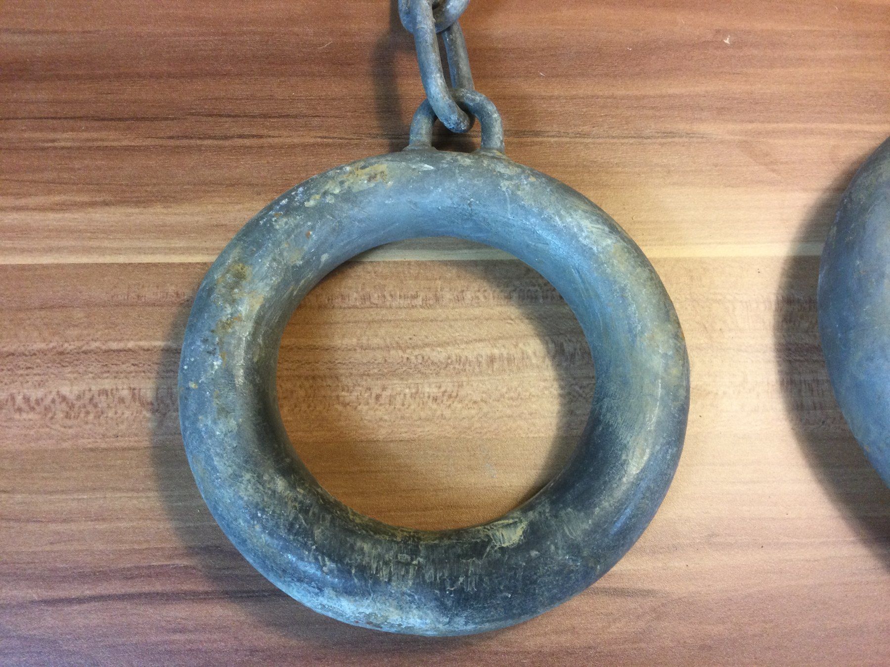 Attrezzi da lavoro: Gebrauchte Ringe mit Kette aus Eisen – Usato da Wangen SZ venduto da kuriosum12 2
