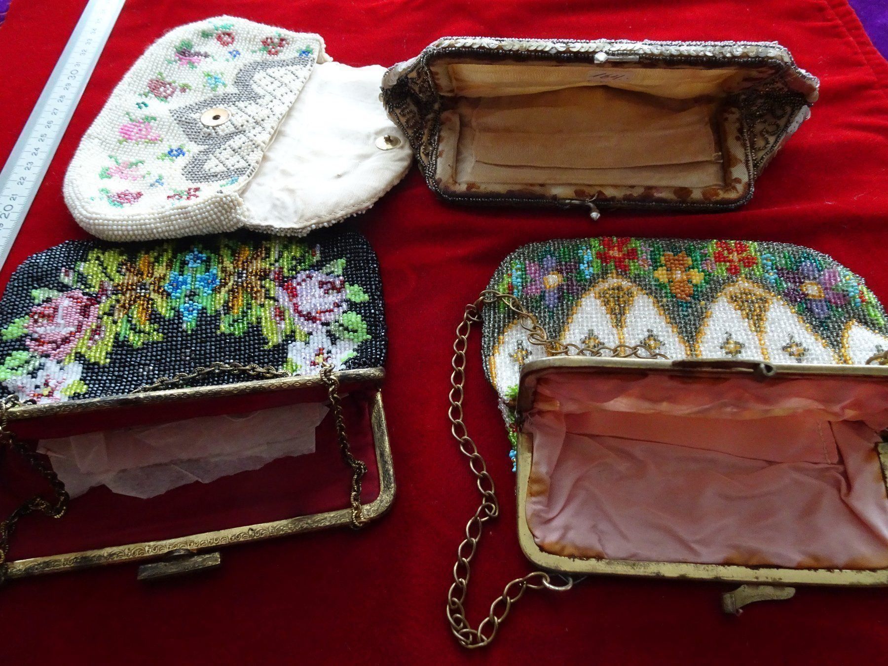 Taschen für Damen: 4 antike Perlenbeutel / Perlentäschli um 1900 – Gebraucht aus Vitznau von Mina60 1