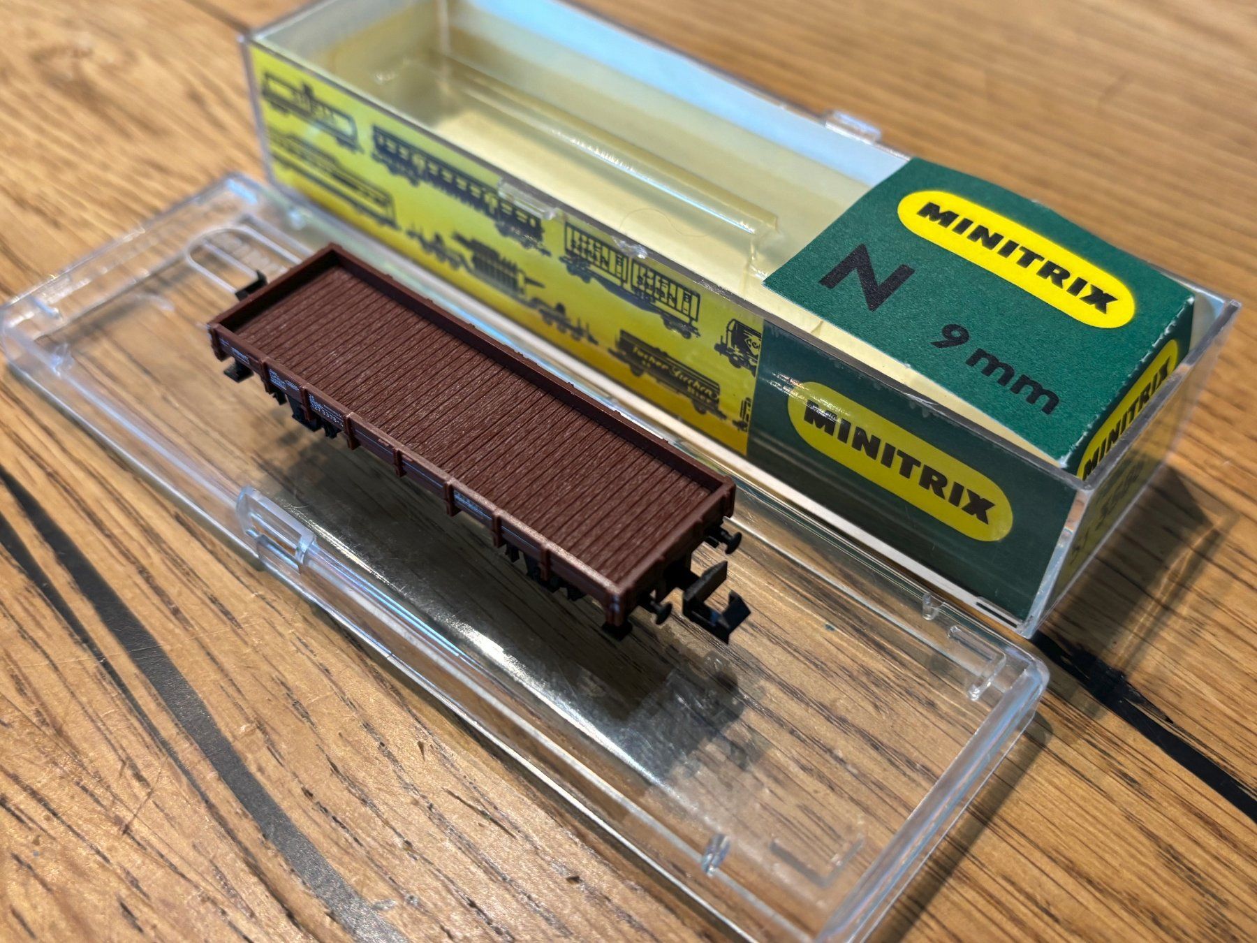 Modellini di ferrovie: e1677: Flachwagen (Spur N) – Nuovo (secondo la descrizione) da Birsfelden venduto da Birs_25 2