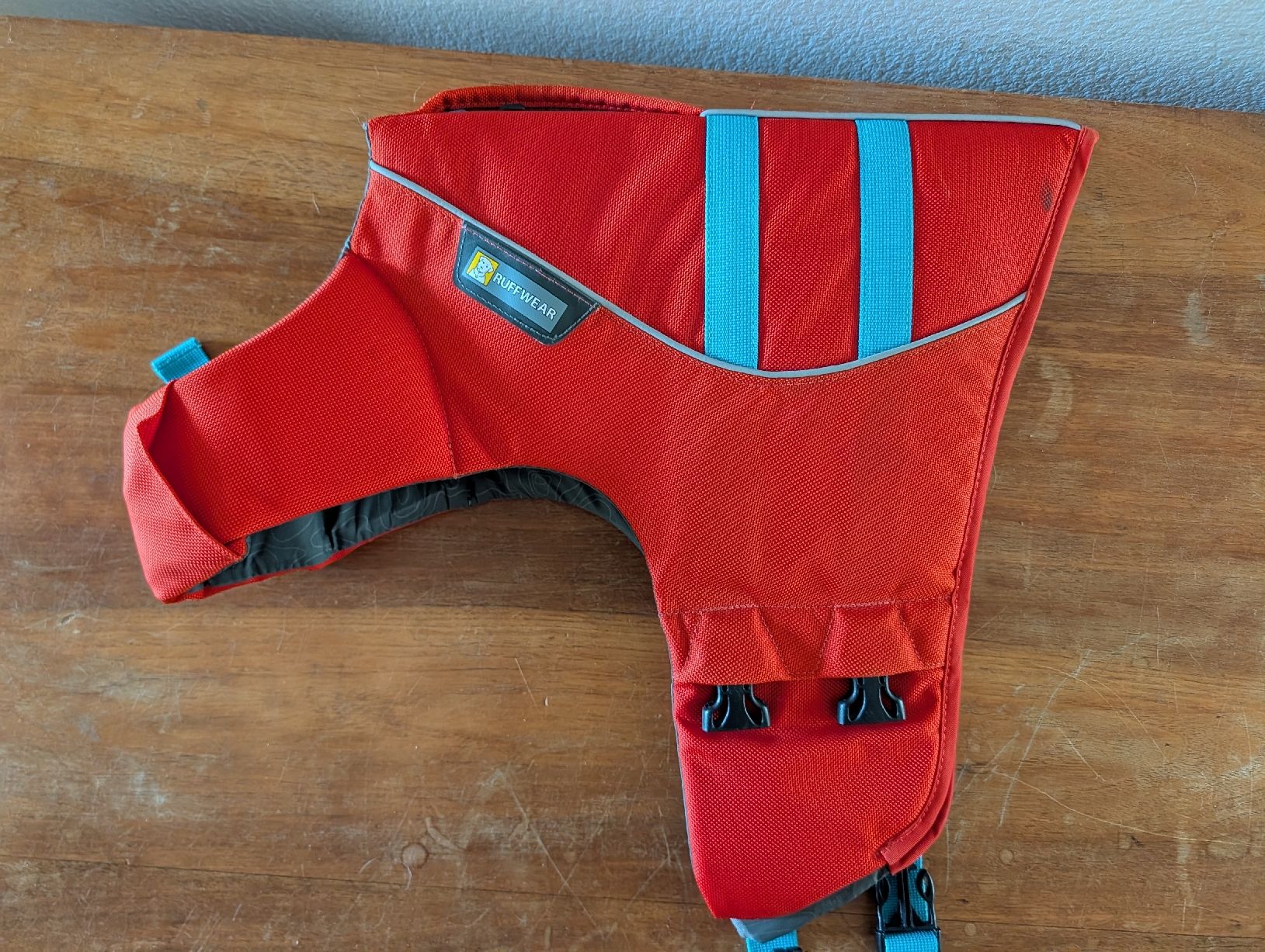 Ruffwear Giubbotti di salvataggio: Ruffwear Hundeschwimmweste Grösse M Float Coat Dog Jacket – Usato da Liestal venduto da sar_jx8k 2