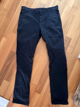 Tommy Hilfiger Hose dunkelblau Grösse 32/32 guter Zustand