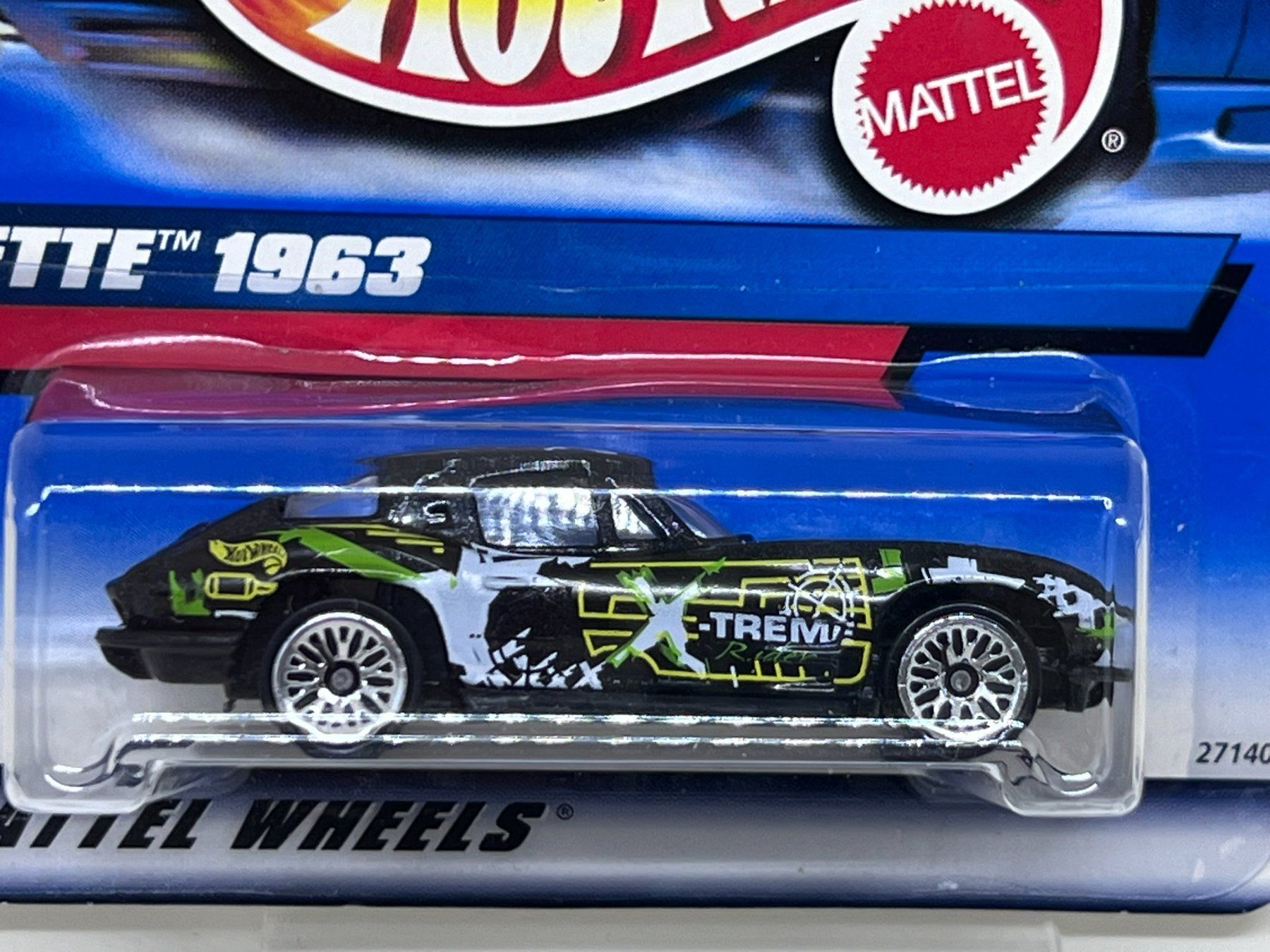 Hot Wheels Voitures modèles: Hot Wheels Vette 1963 – Neuf avec emballage d'origine à Wildegg par LaaBoutique 1