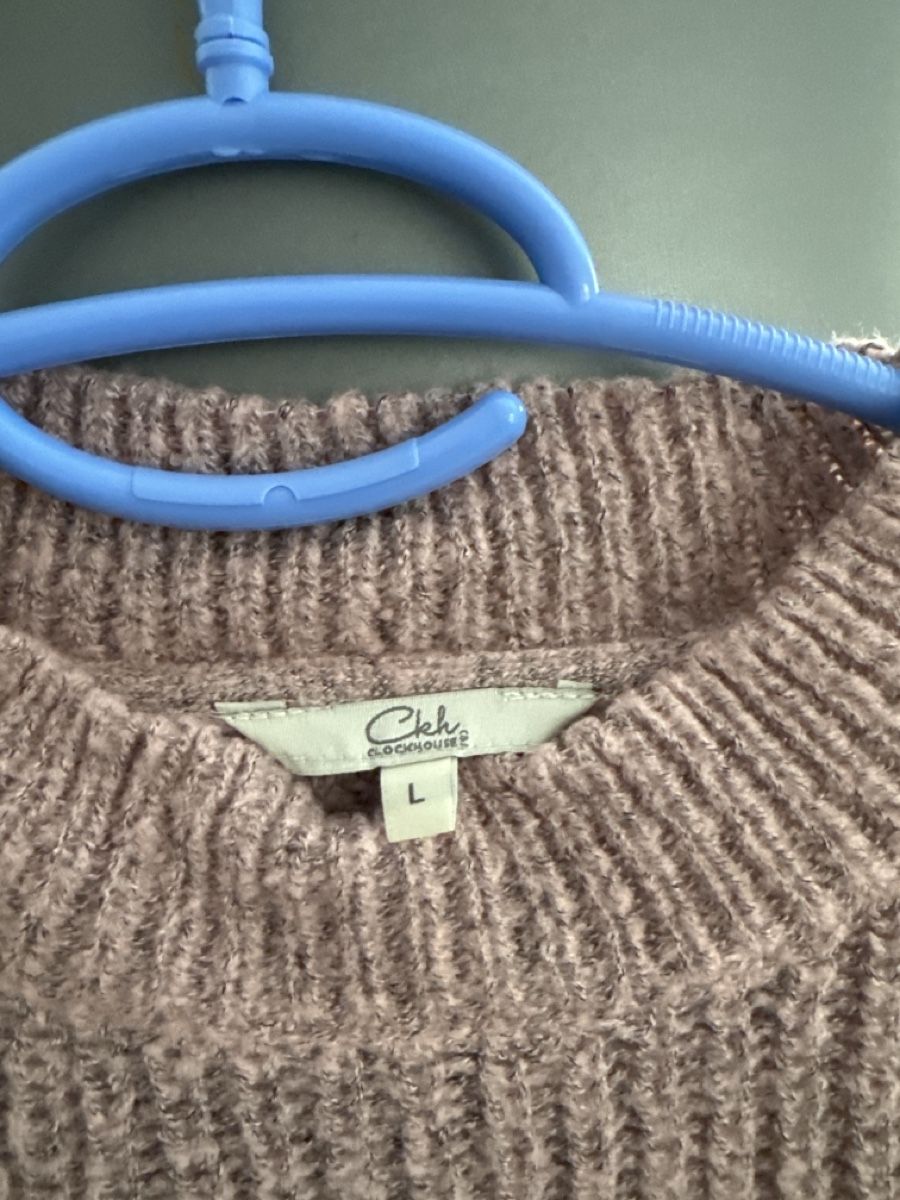 Pullover & Sweatshirts: Warmer Strickpullover in Altrosa, Grösse M - Herbstbereit! – Gebraucht aus Niederscherli von Doene0 1