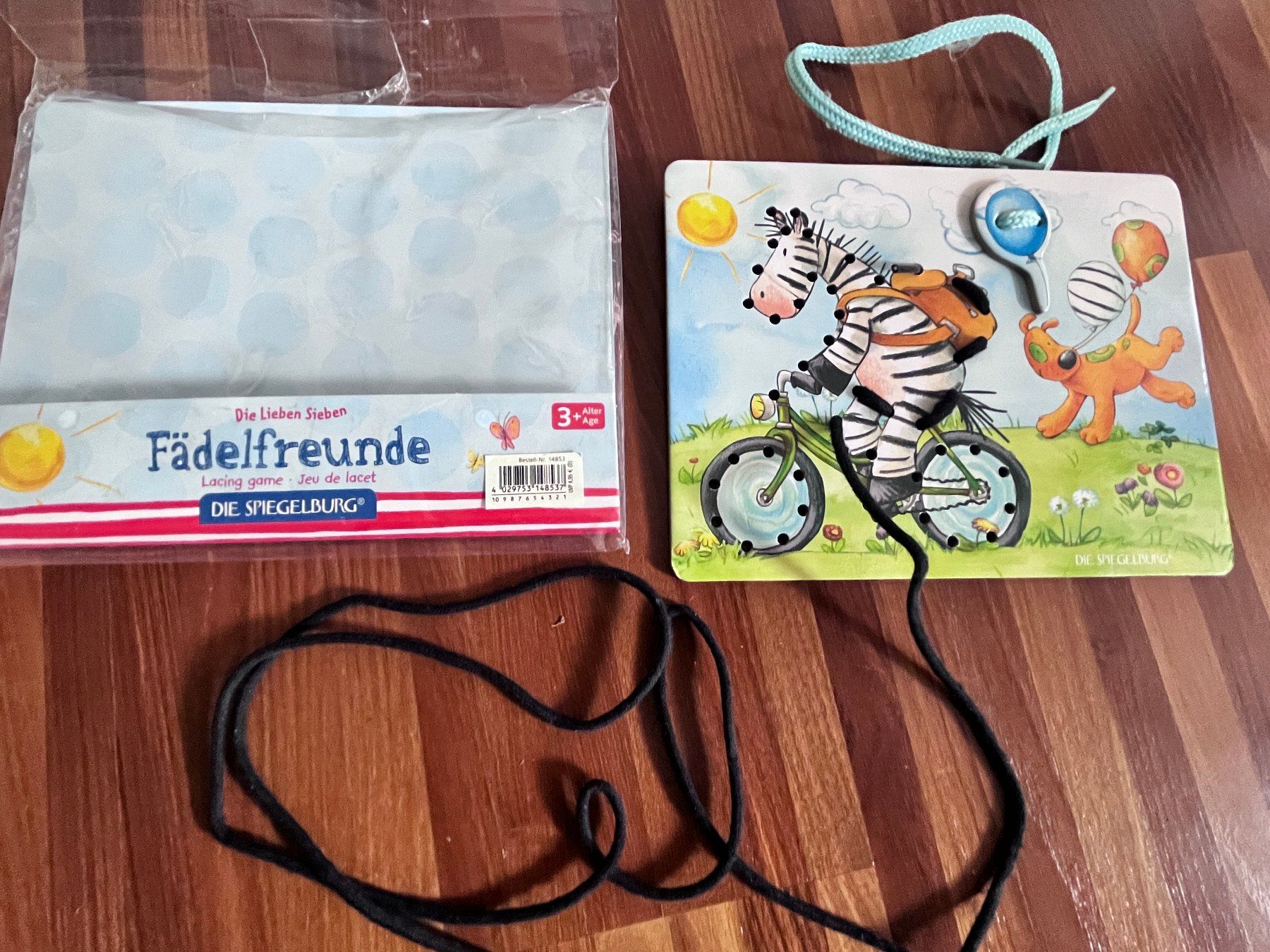 Spiele: Fädelspiel Spiegelburg – Gebraucht aus Zürich von Ikle00