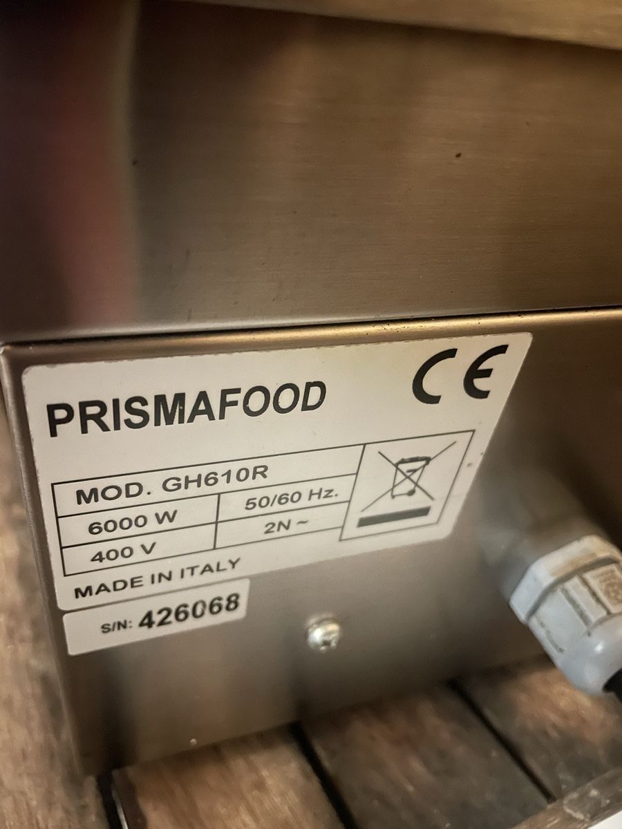 Grils: Professionell Grill – D'occasion à Küssnacht am Rigi par IacovoM 1