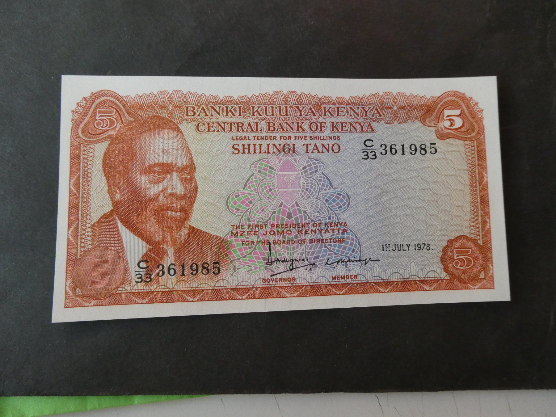 Banconote: Kenya 1978, 5 Shillingi  ungefaltet – Usato da Hinterforst venduto da Rohusri