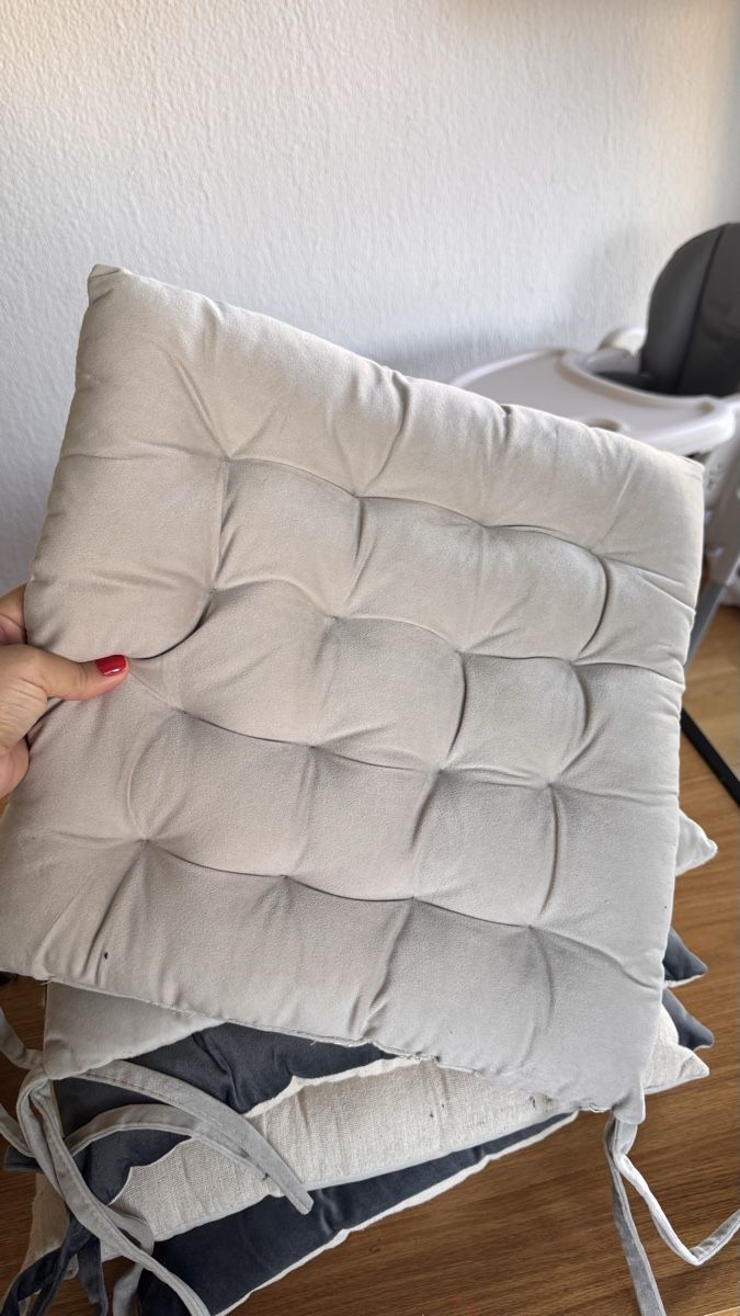 Cuscini: Chair Cushions Set – Usato da Thun venduto da bia_56c9 3