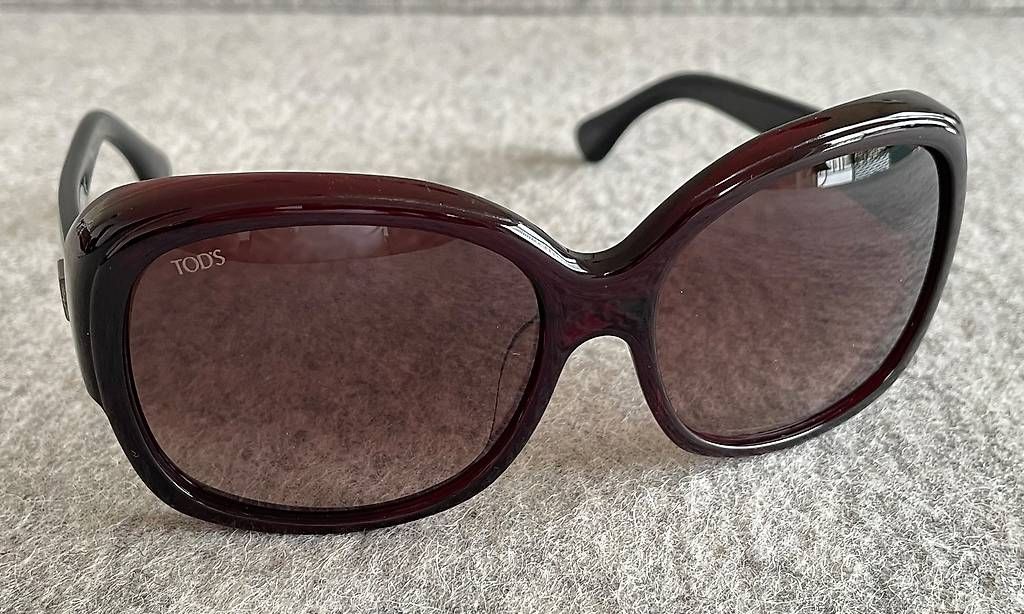 Tod'S Occhiali & Lenti: TOD'S Sonnenbrille 9053 71Z – Usato da Langendorf venduto da winterjasmin 1