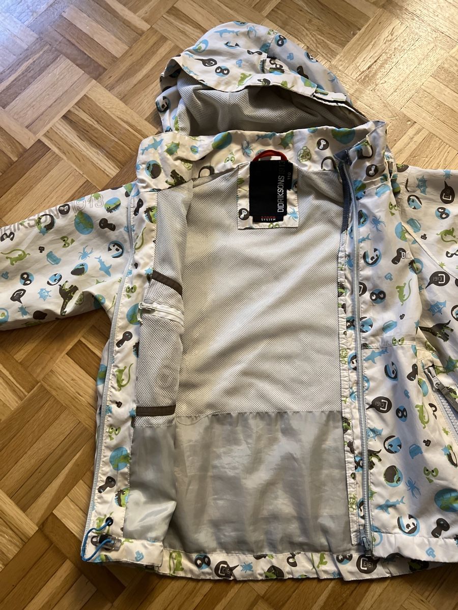 Didriksons Giacche & Cappotti: DIDRIKSONS Sommerjacke 🦕 Gr. 110 – Usato da Zuchwil venduto da Commander0 3