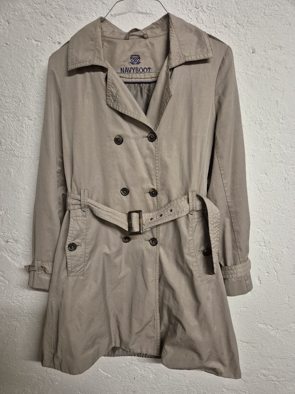 Navyboot Cappotti: Trenchcoat Navyboot Gr.40 – Usato da Thalwil venduto da Briscolina
