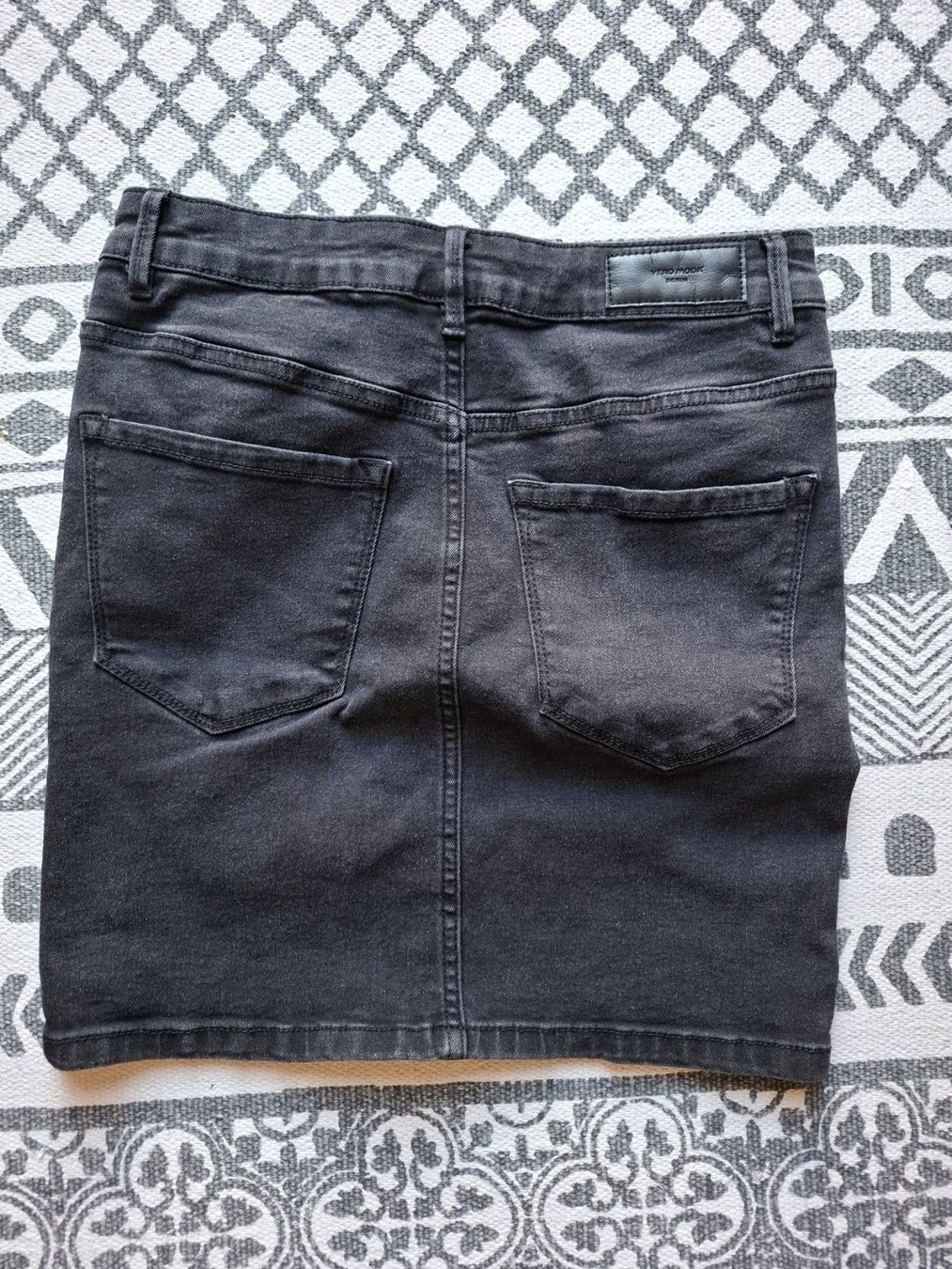 Vero Moda Gonne: Jeansrock Vero Moda Grösse 36 – Usato da Thun venduto da Justin8 1