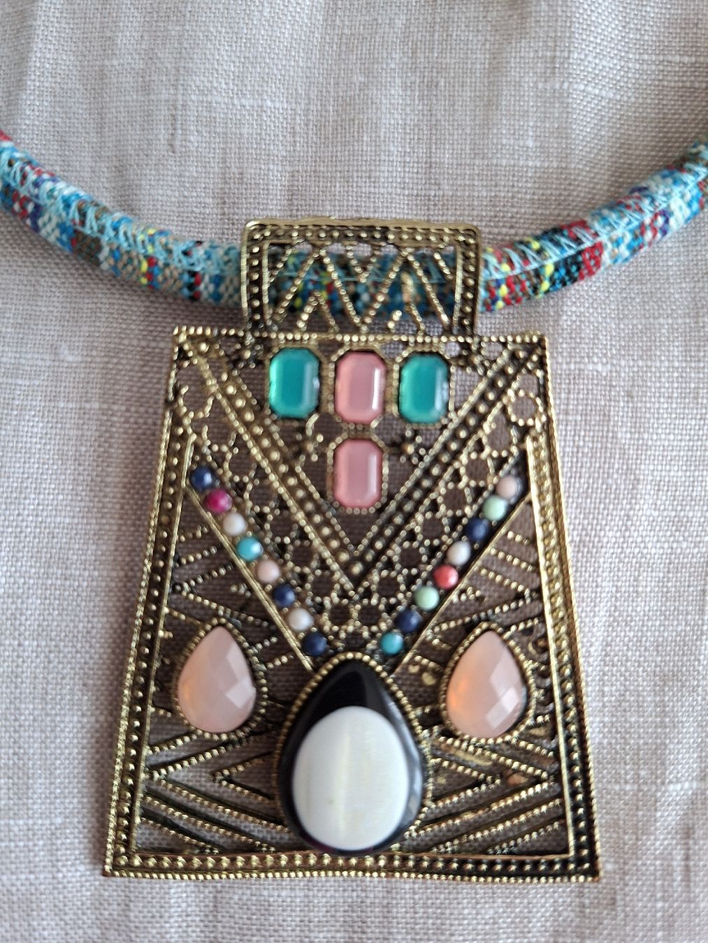 Colliers: Collier Statement Bohème Design Géométrique – Neuf (Voir description) à Lutry par Sim_Sta 1