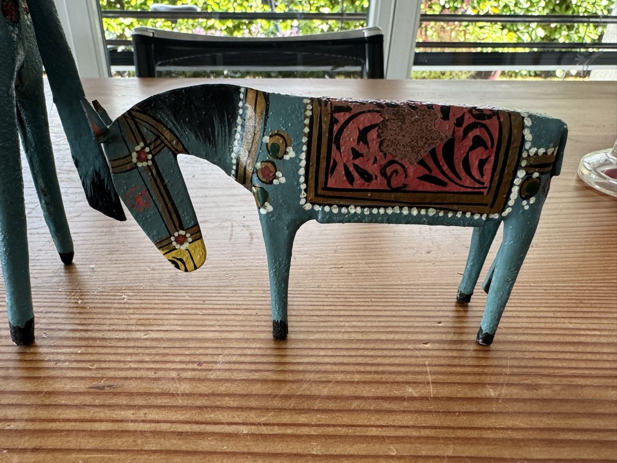 Statuette: Dekoration Pferde blau handbemalt  – Usato da Lanzenhäusern venduto da Galaa 1