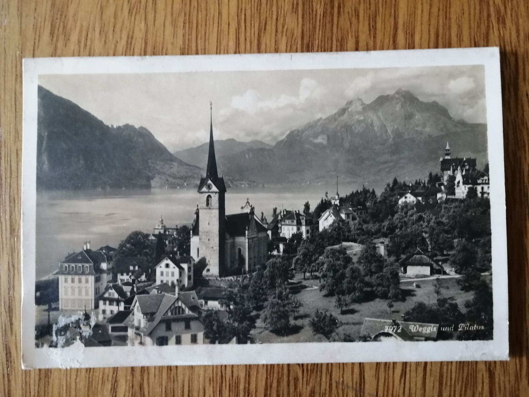 Cartoline postali: Ansichtskarte 1933 Weggis mit Pilatus – Usato da Aesch BL venduto da Opirol