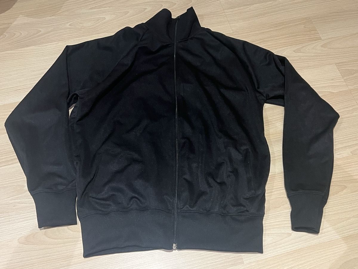 Jacken: 2xTrainingsjacke schwarz Gr.M – Neu und originalverpackt aus Schindellegi von netcrack13 3