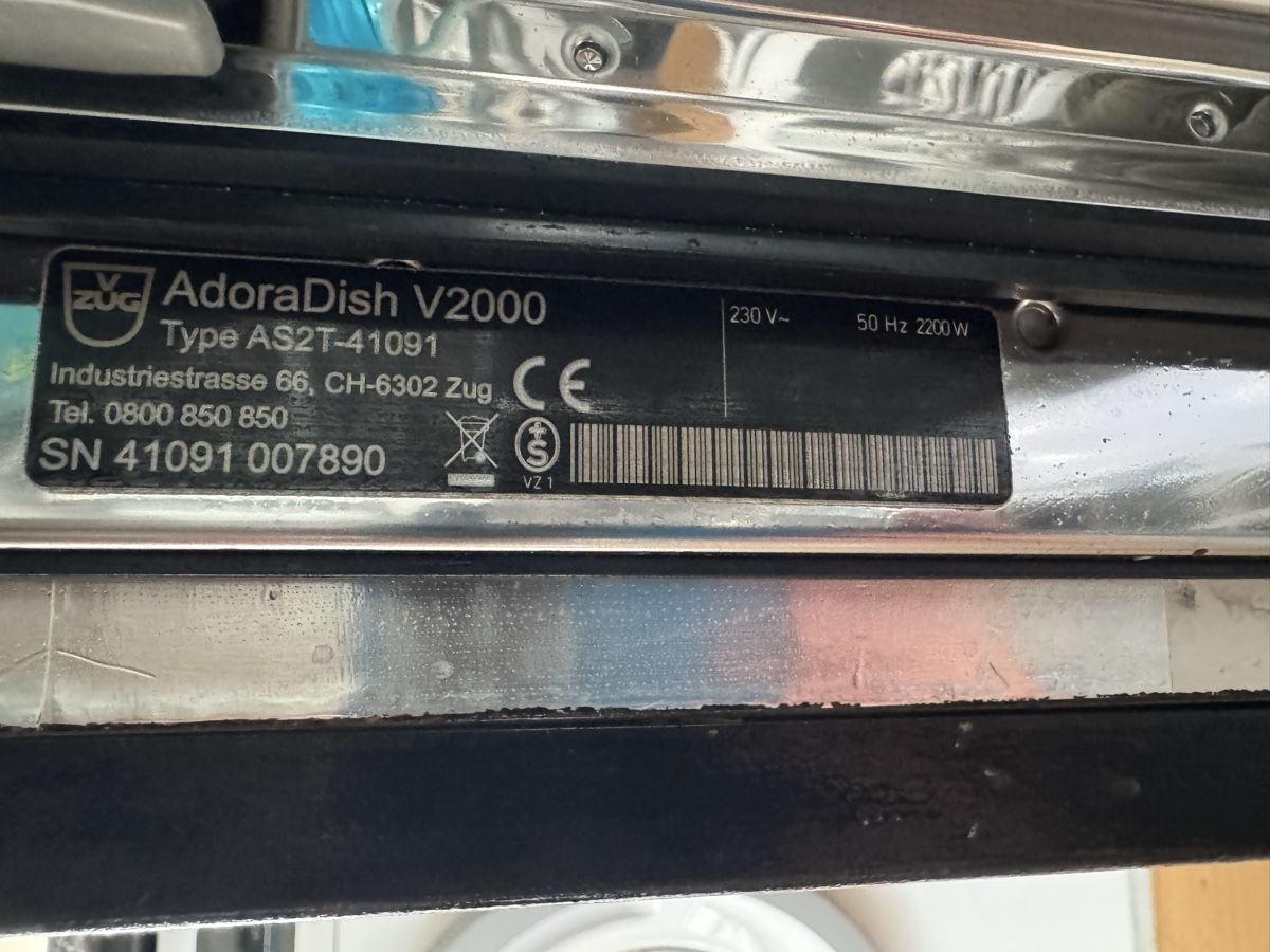 Lavastoviglie: ZUG Adora Geschirrspüler V2000 – Usato da Uhwiesen venduto da iammusician 6