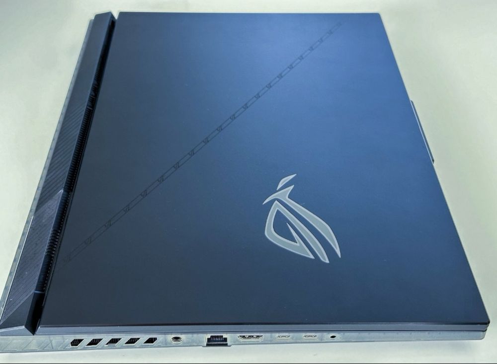 Top Gaming Laptop: Asus ROG Strix G18 RTX 4090 (Gebraucht) in ...