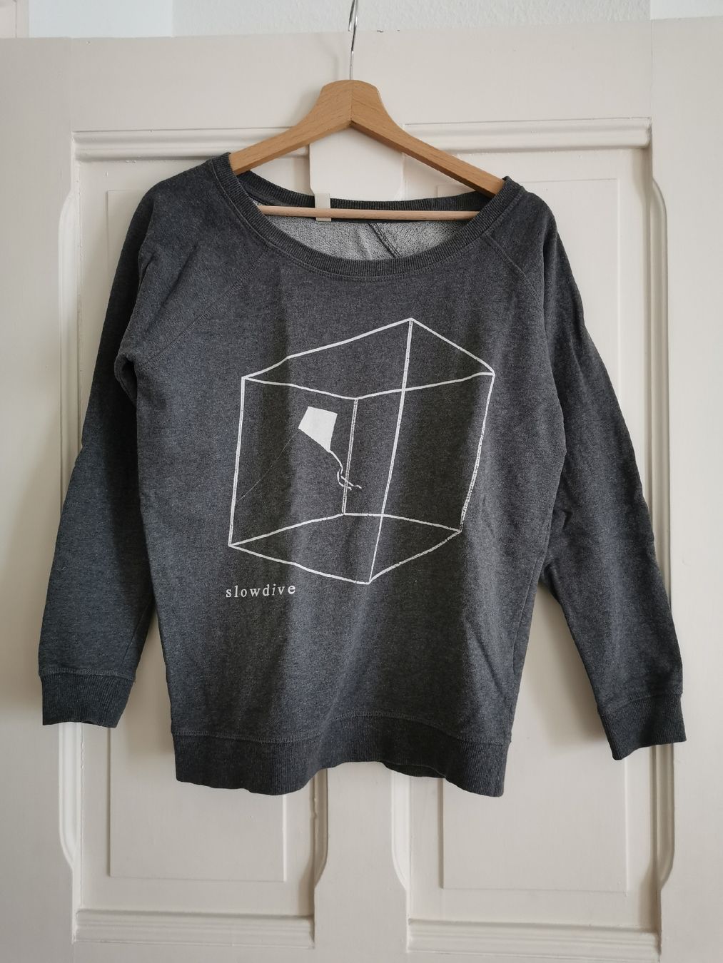 Maglioni & Felpe: Slowdive Band Pullover Shirt grau, Gr.S climate neutral – Usato da Zürich venduto da Hibiskus3