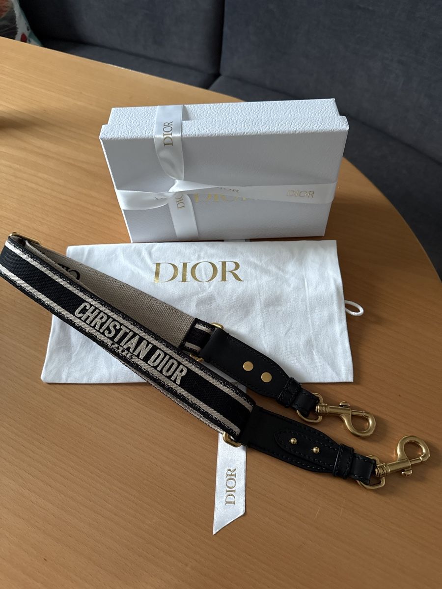 Dior Altro in  Abbigliamento & Accessori: Schulterriemen Von Dior – Nuovo (secondo la descrizione) da Schellenberg venduto da Kruemmel5