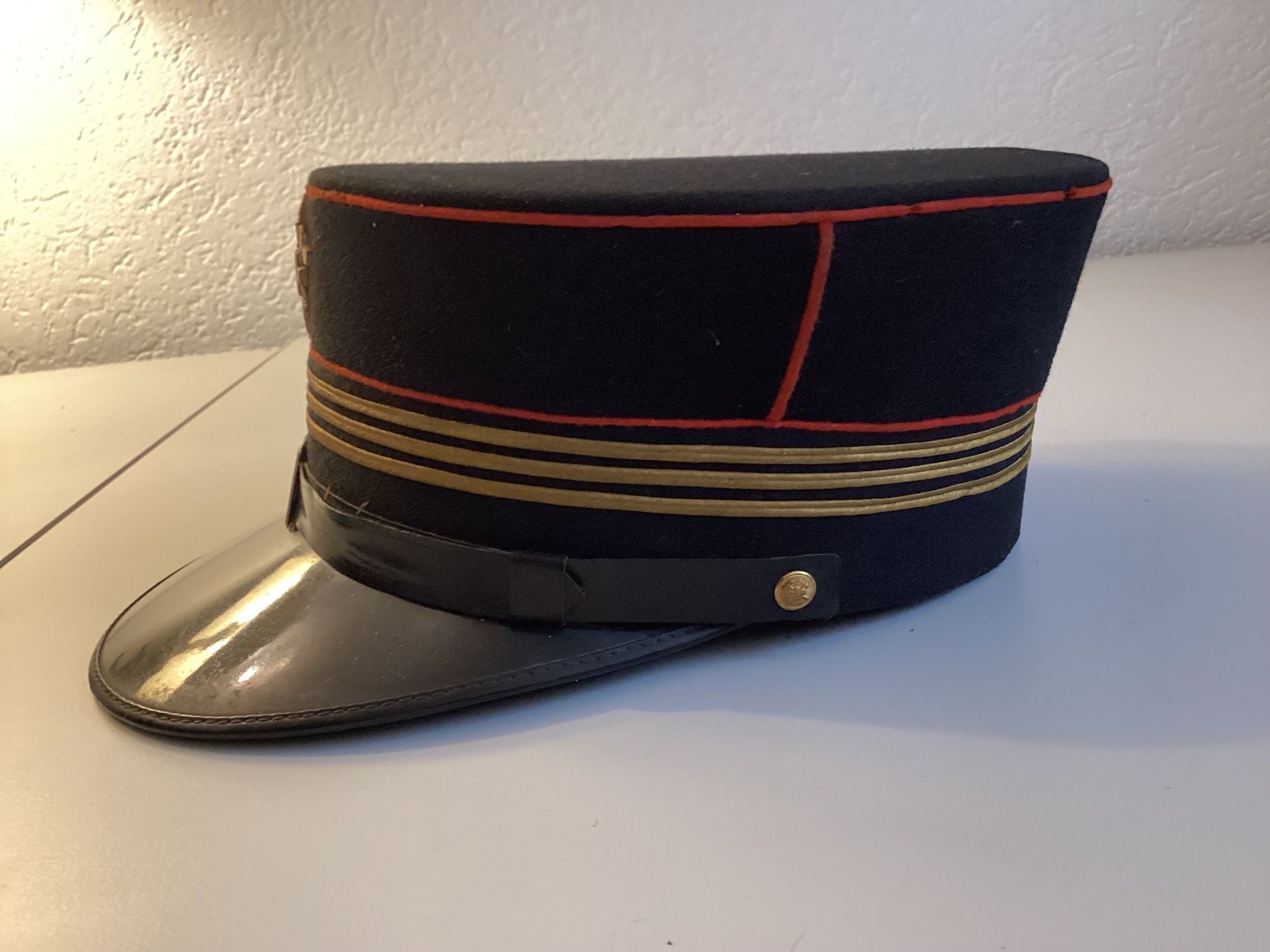 Uniformen: Casquette d’officier pompier – Gebraucht aus Vouvry von marius09 1