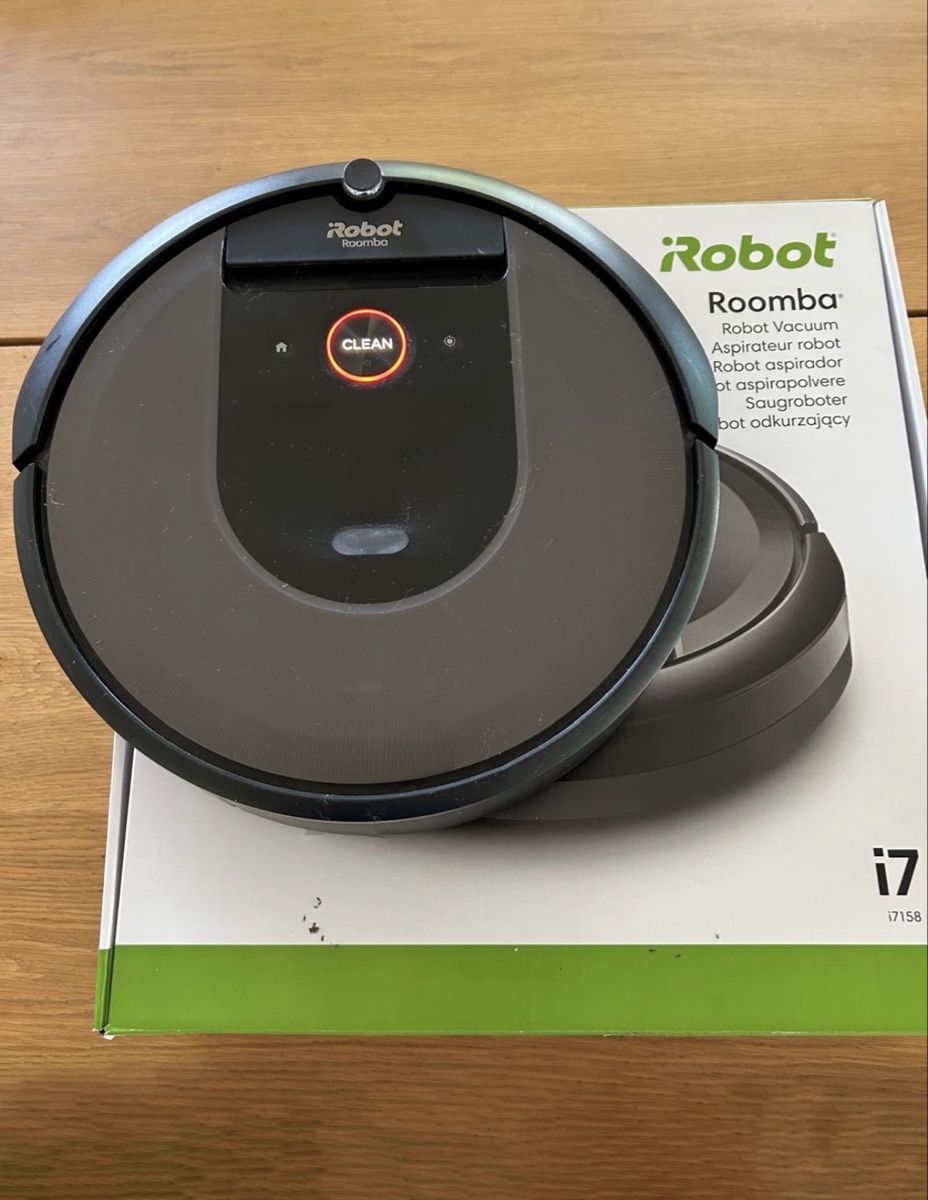 Irobot Aspirapolveri & Accessori: Roomba iRobot Vacuum i7158 – Usato da Altendorf venduto da yol_hbg8 1