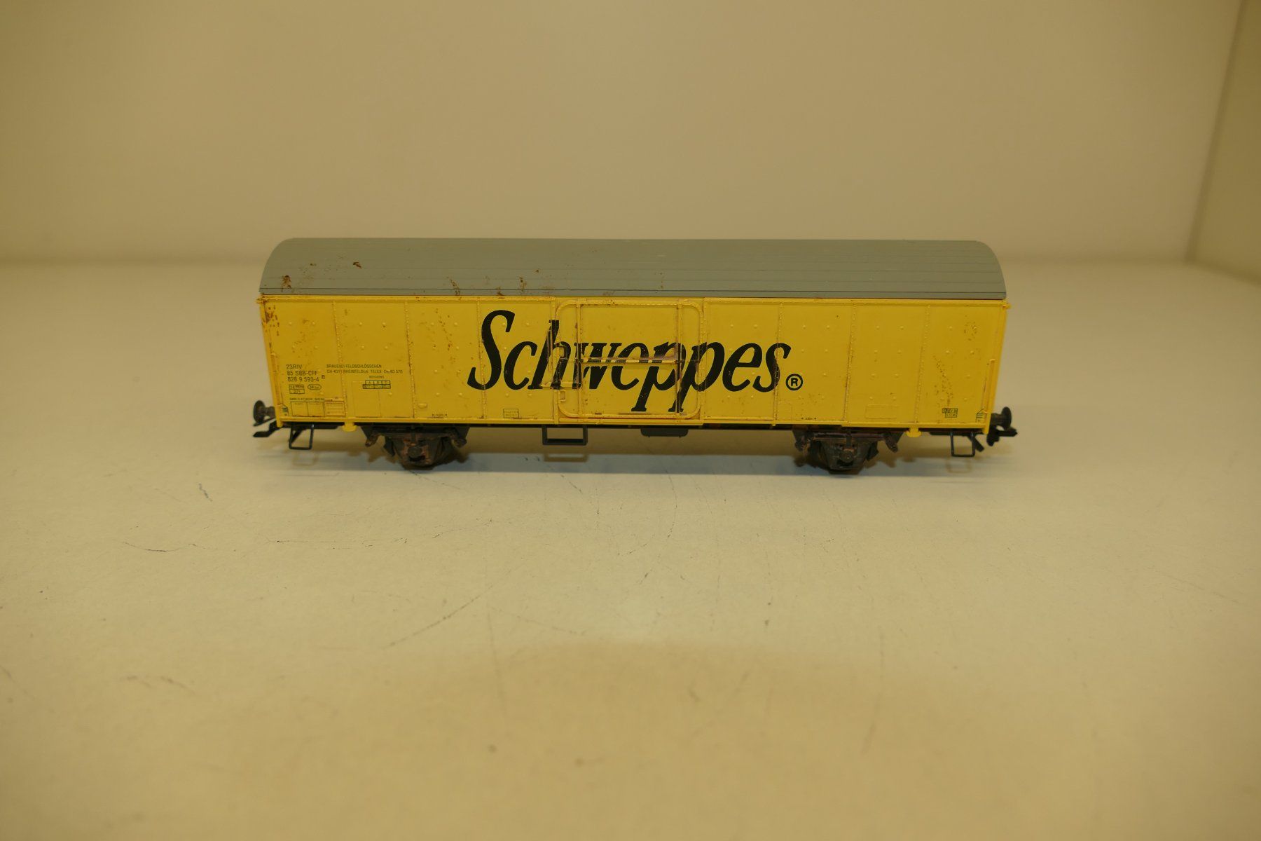 Lima Modellini di ferrovie: Lima H0: SBB Güterwagen Schweppes – Usato da Niederhasli venduto da Flash32 2