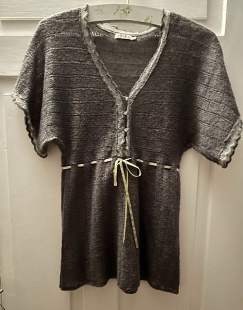 Saint Tropez knit tunic, grey, lace details, size M