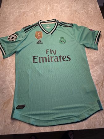 ​Real Madrid Trikot 2019/20 MODRIC 10 AUTHENTIC Version
