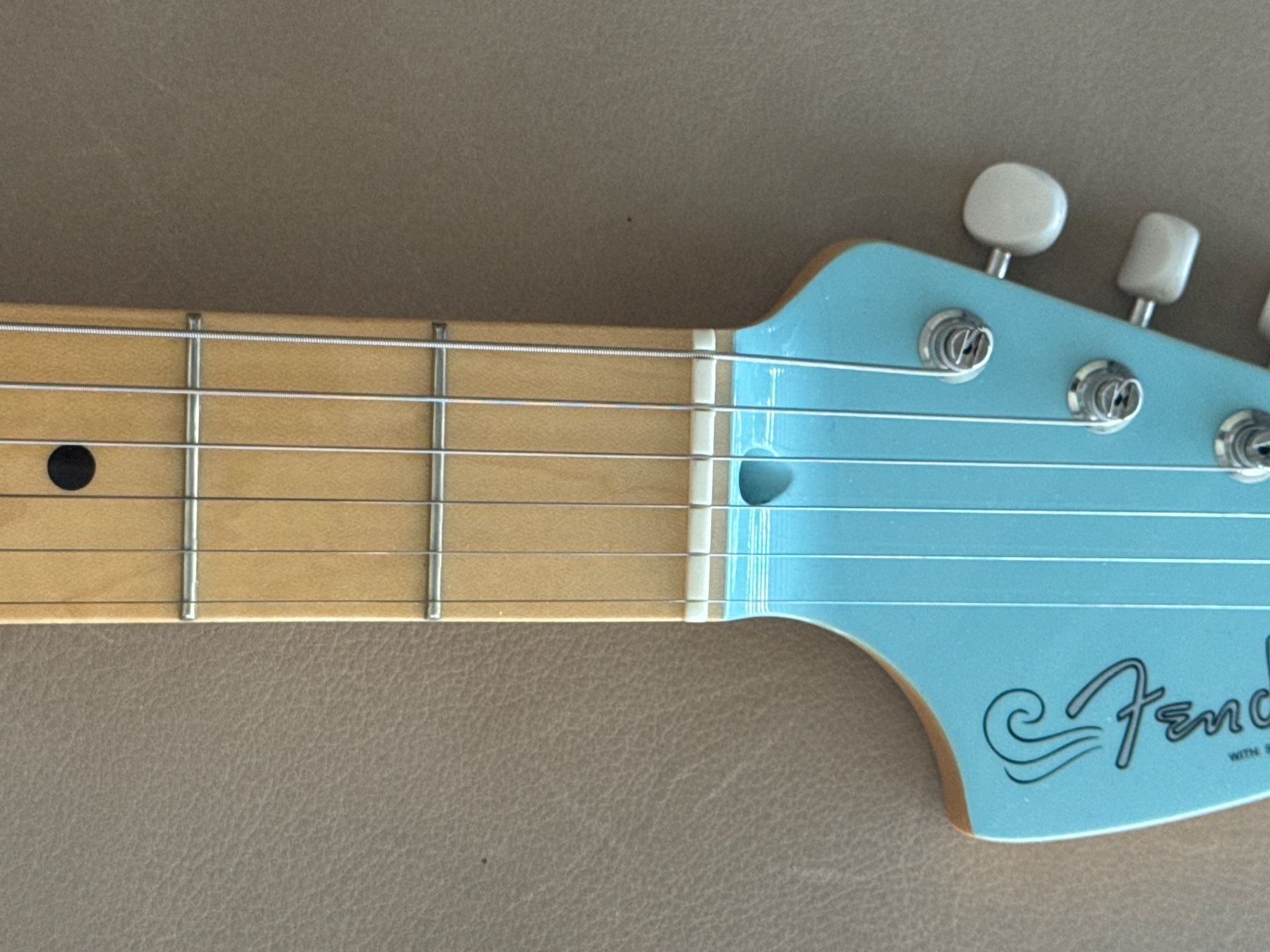 Fender Instruments de musique: Fender Jazzmaster Made in Japan Rare FSR Daphne Blue – Neuf (Voir description) à Origlio par sto_2pxf 5