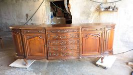 Antikes Buffet/Sideboard aus Massivholz
