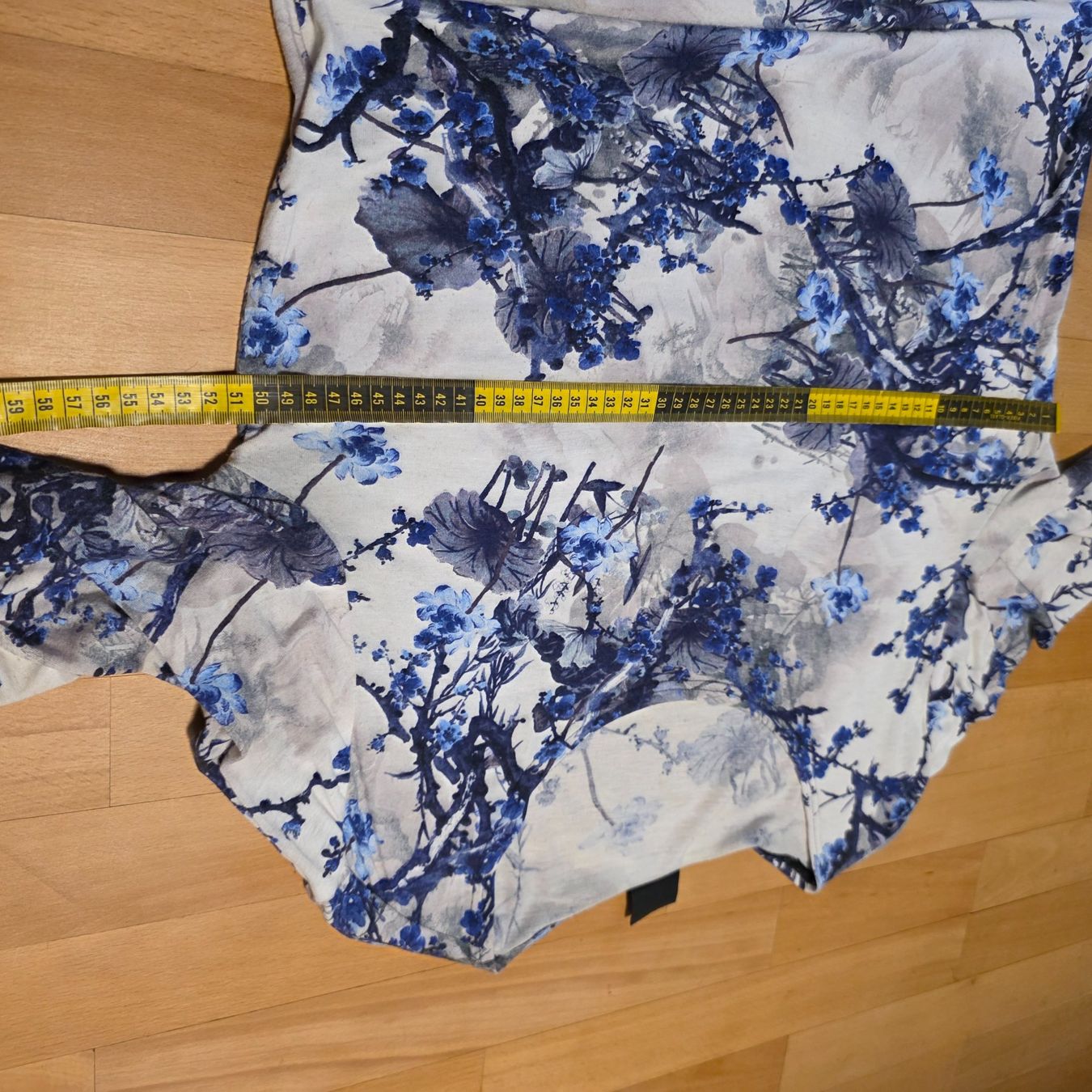 Blusen: Bluse L  floral elastisch Viskose – Gebraucht aus Wald ZH von CapLux 6