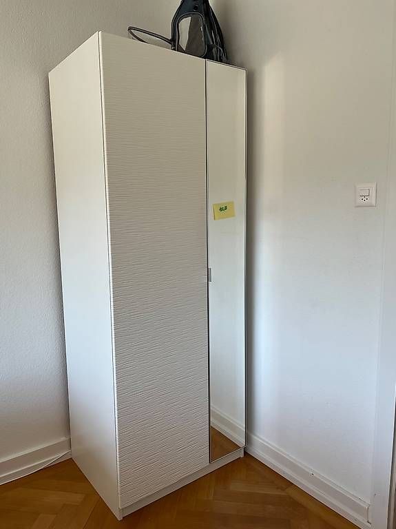 Schränke: Small closet – Gebraucht aus Baden von cri_fcx8 2
