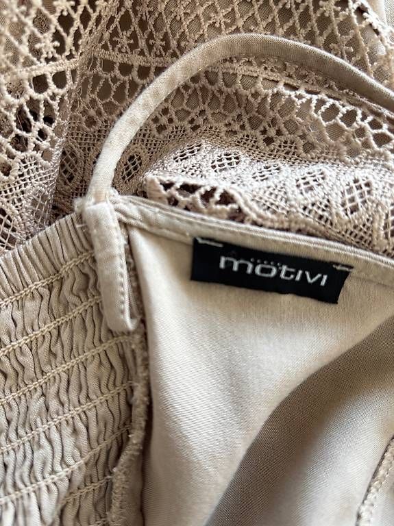 Vestiti: Robe Motivi – Usato da Arbaz venduto da CicciStore 4