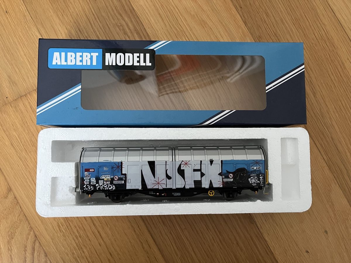 Albert Modell Modellini di ferrovie: Albert Modell SBB Schiebewandwagen Graffiti Exklusiv – Usato da Liestal venduto da Julob40 1