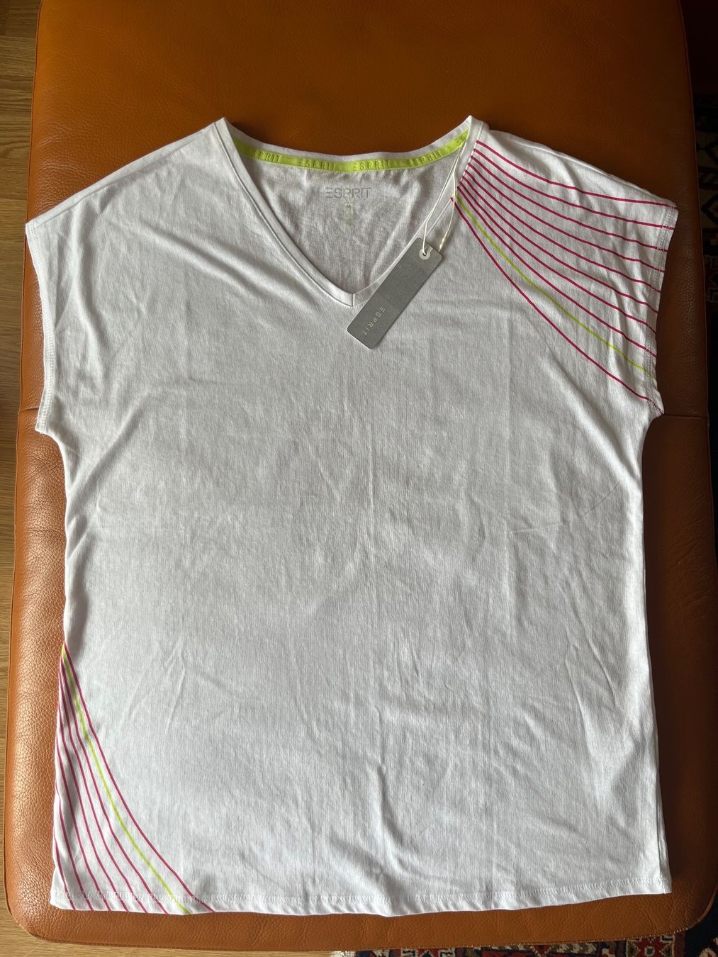 Esprit T-Shirts: Esprit Damen-T-Shirt: Größe M – Gebraucht aus Tafers von JP911