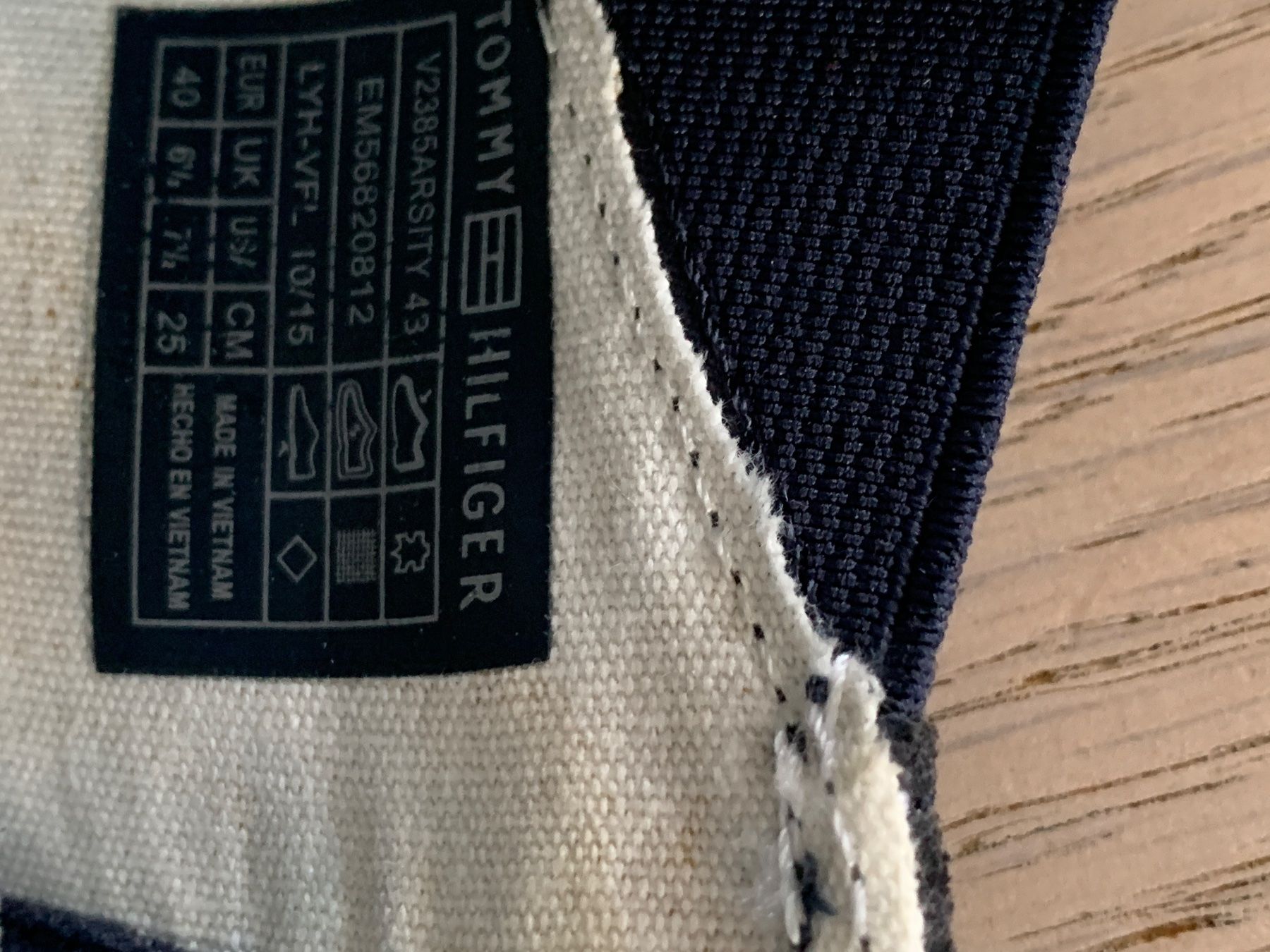 Tommy Hilfiger Scarpe da uomo: Schuhe Hilfliker – Usato da Dietwil venduto da Anna047 2