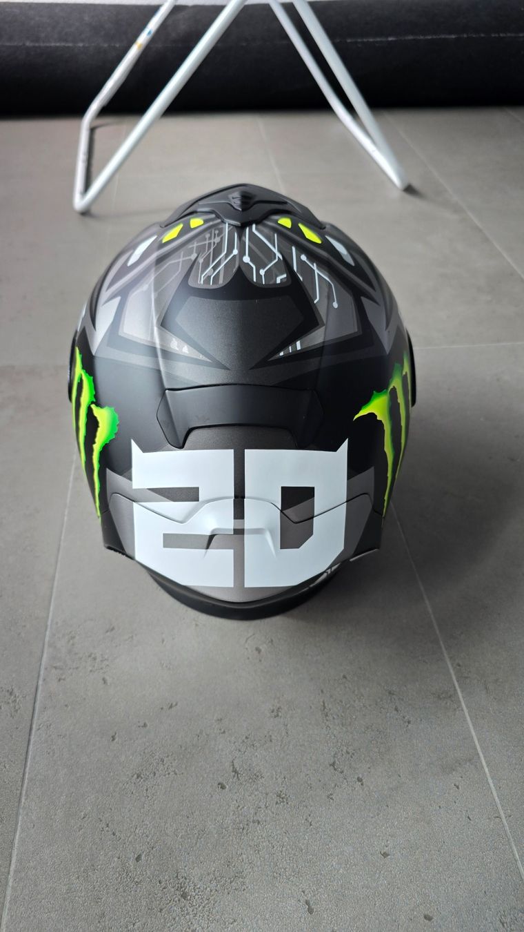 Casques & visières: Casque Scorpion Exo R1, Fabio Quartararo, taille 58 – D'occasion à St-Sulpice VD par GT3RS 1