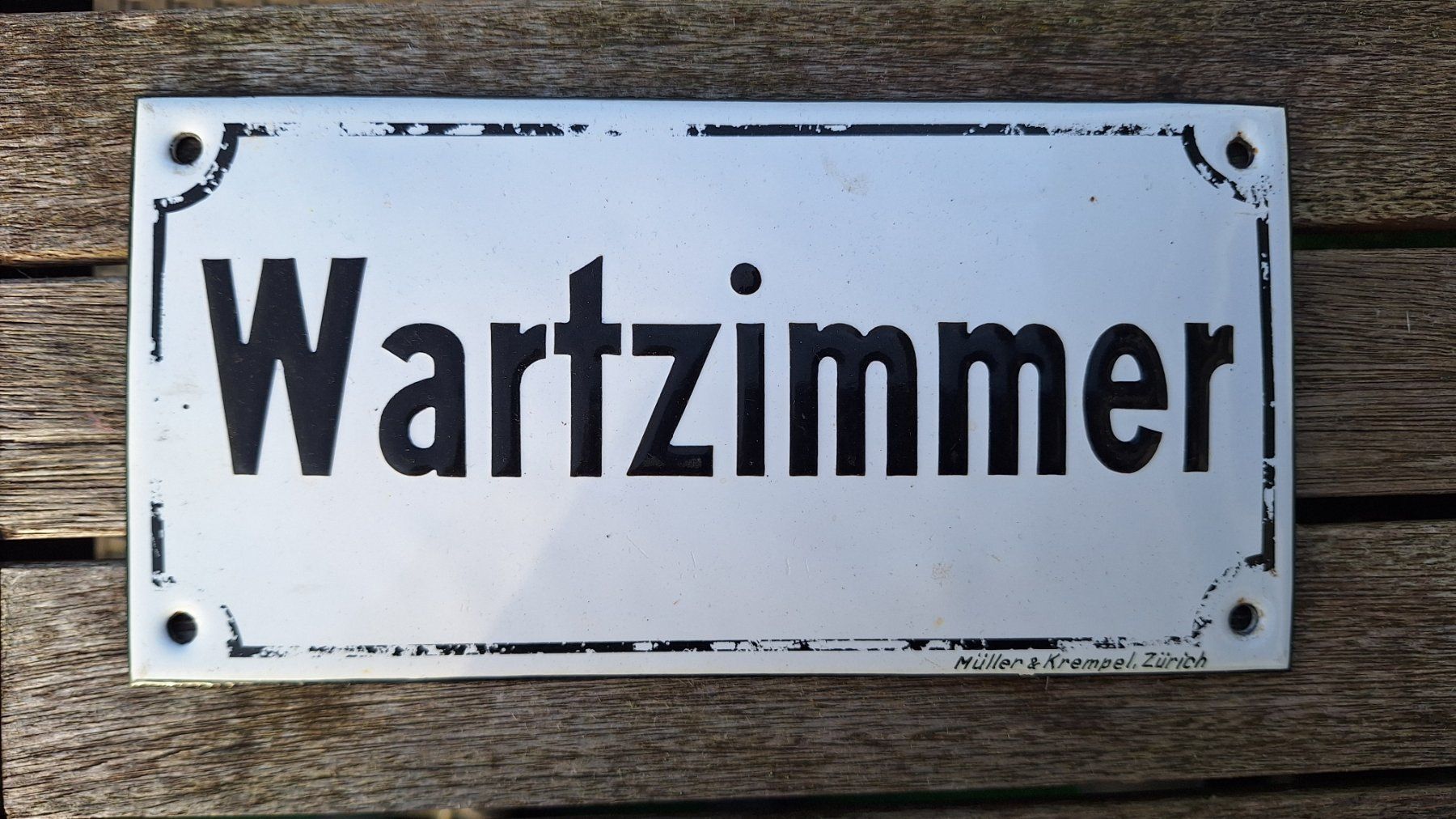 Insegne: Antikes Emailschild Wartzimmer – Usato da Weinfelden venduto da JoeBaer
