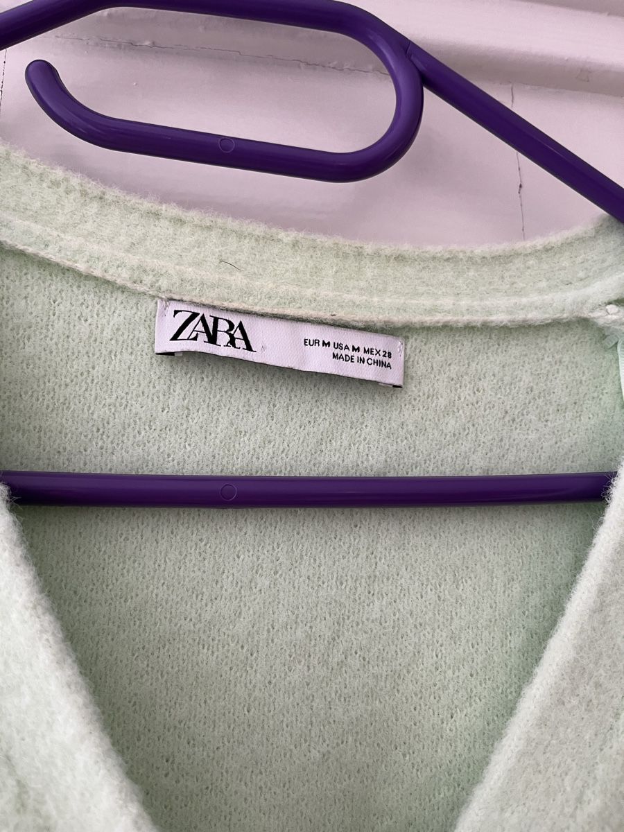 Zara Pullover & Sweatshirts: Zara Cardigan Grün – Neu (gemäss Beschreibung) aus Zürich von Closetbesties 1