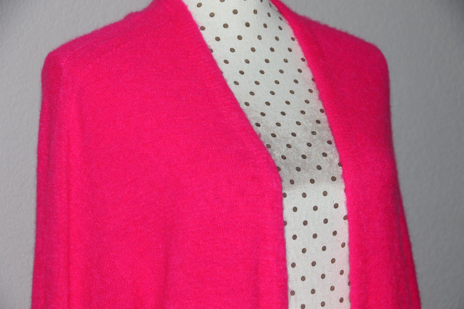 Giacche: Wunderschöne Strickjacke / Cardigan Gr.M NEU – Nuovo e nell'imballaggio originale da Oberwil-Lieli venduto da Svetlana28 5