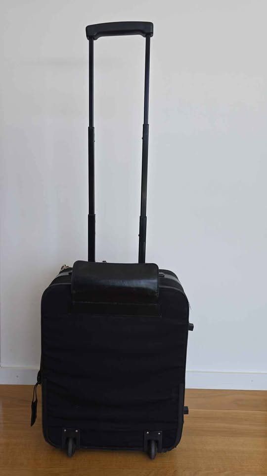 Gucci Valigie: Gucci hand luggage – Usato da Chavannes-des-Bois venduto da sarahzo 2