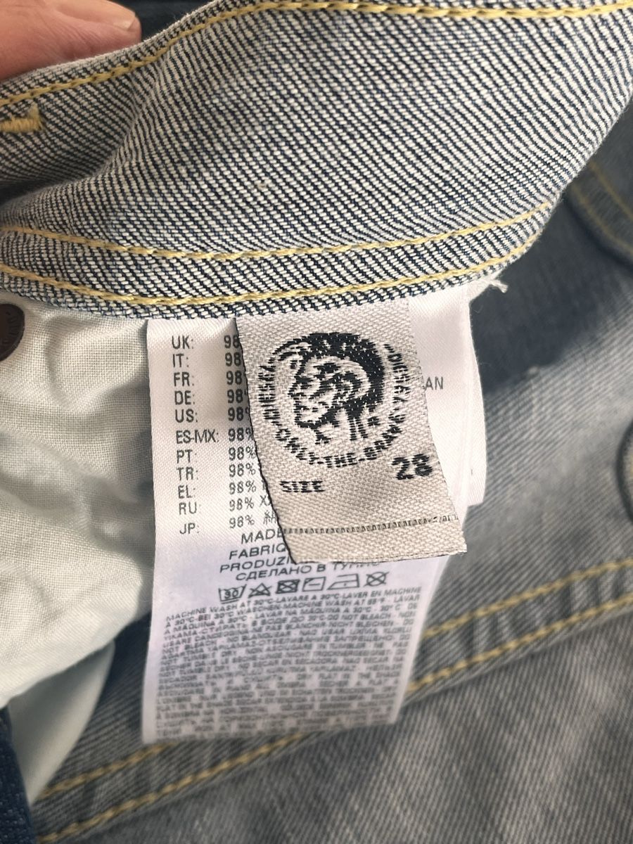 Diesel Jeans: Diesel Jeans-Shorts Gr. 28 – Nuovo (secondo la descrizione) da Boniswil venduto da Favalese0 5