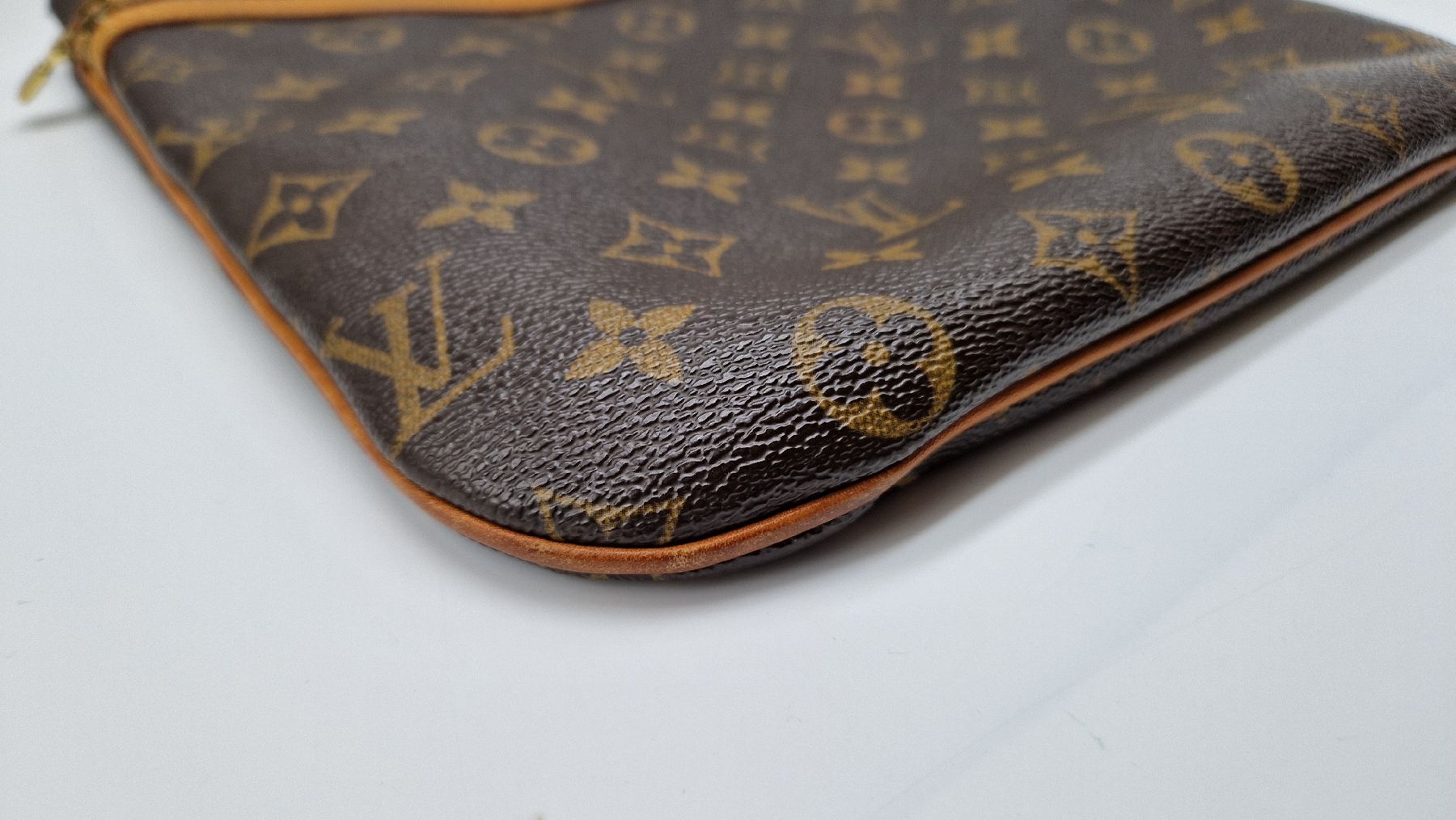Louis Vuitton Sacs: Louis Vuitton Borsa a tracolla – D'occasion à Corteglia par ila_kz6b 4