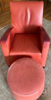 Vintage Ledersessel mit Hocker, Farbe Koralle