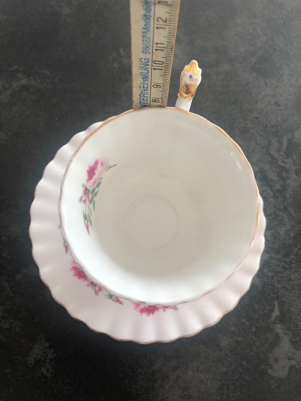 Royal Albert Tazze: Royal Albert Tasse & Unterteller – Usato da Oberglatt ZH venduto da ssch81 5