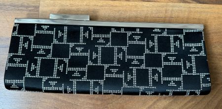Elegante Clutch von Ferre Milano, neuwertig, schwarz