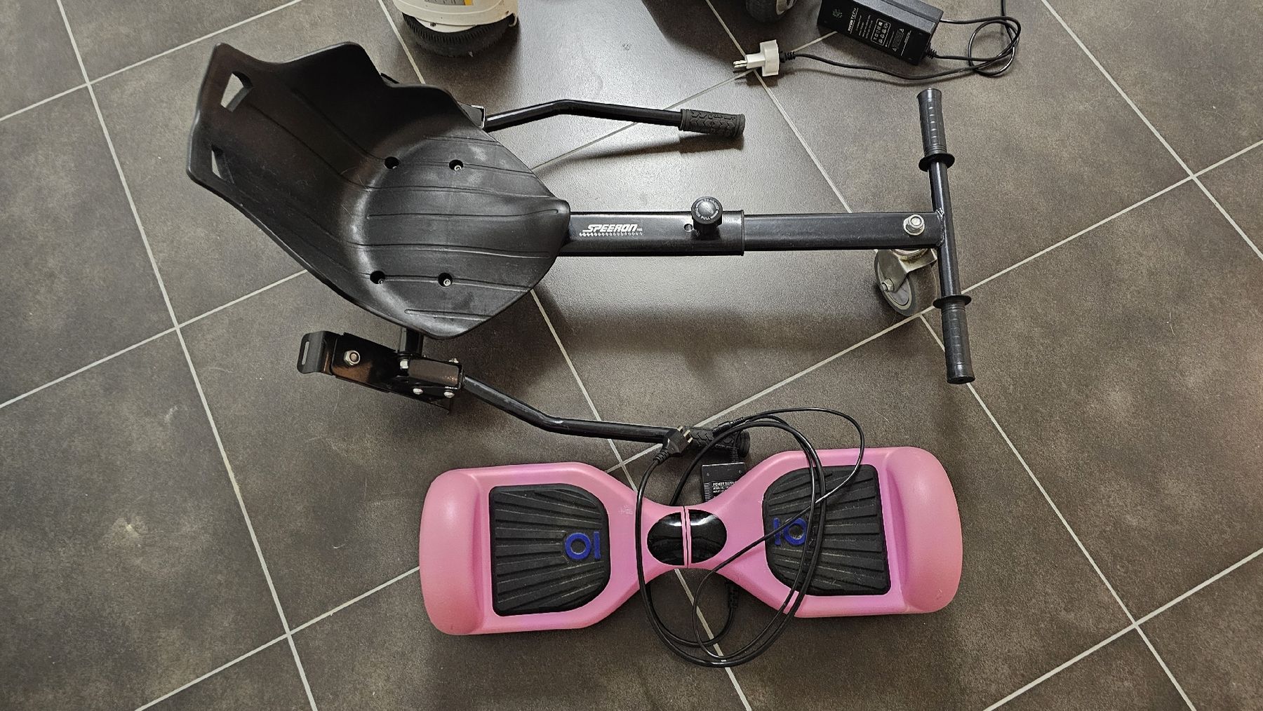 Hoverboard: 3 Hoverboards mit 2 Karts diverse Farben gebraucht – Usato da Oberbuchsiten venduto da Donald_Duck313 1