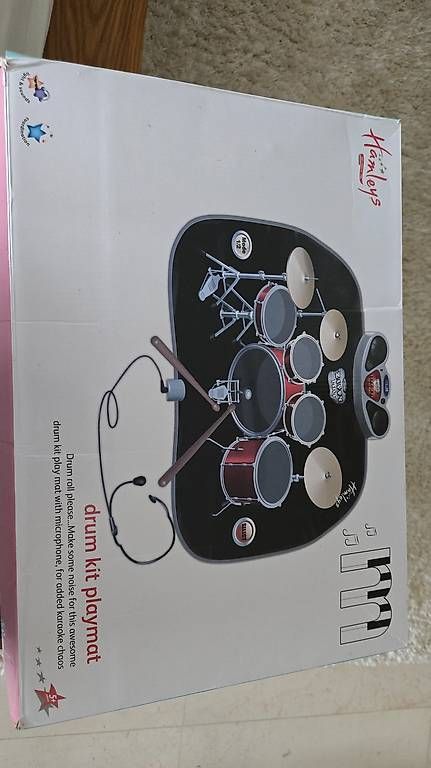 Spielzeuge: Hamleys drum kit playmat – Gebraucht aus Oberwil-Lieli von owiedemeijer